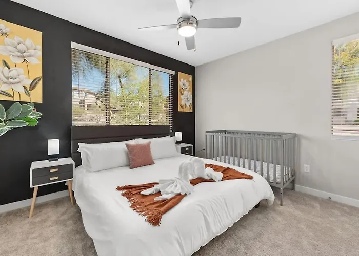 Apartment Relaxing 2br - Scottsdale, Pet-friendly, Sunrise Peak