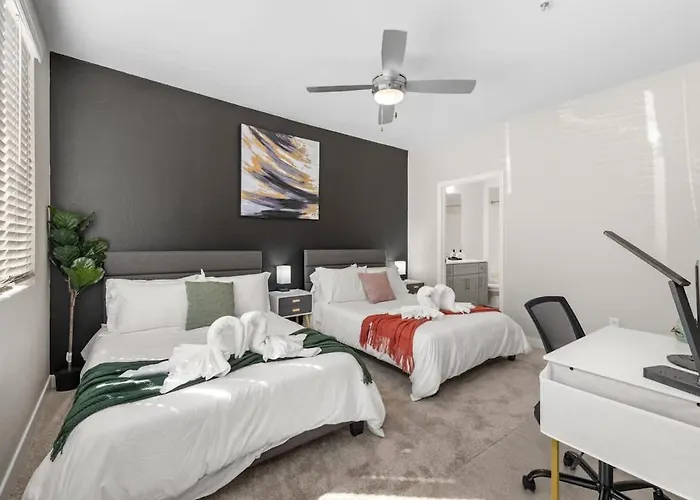 Relaxing 2br - Scottsdale, Pet-friendly, Sunrise Peak Apartment