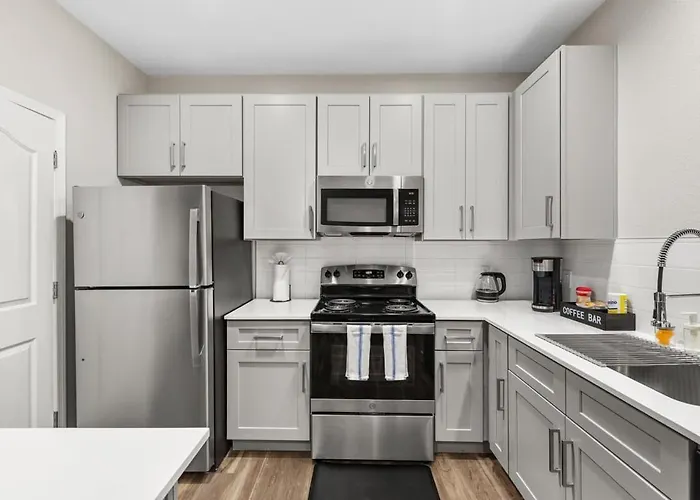 Apartment Relaxing 2br - Scottsdale, Pet-friendly, Sunrise Peak *